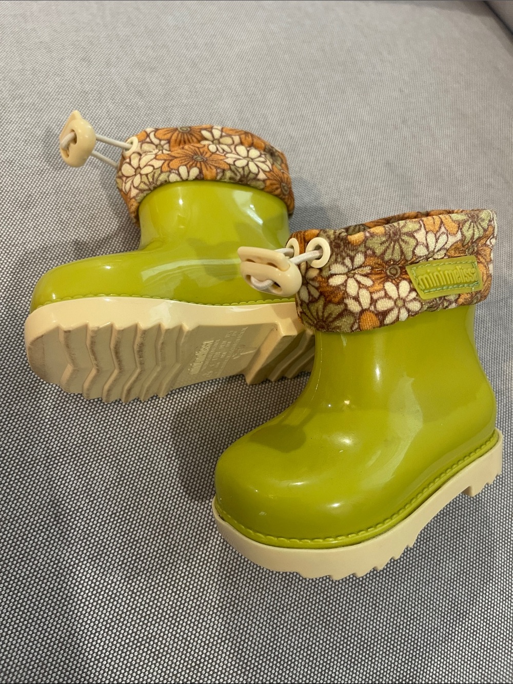 Mini melissa rain boots